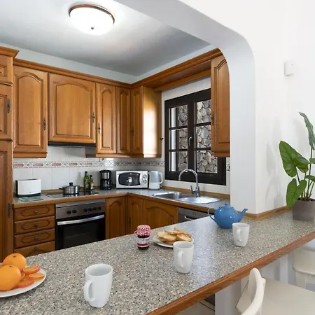 Villa Luisa By *